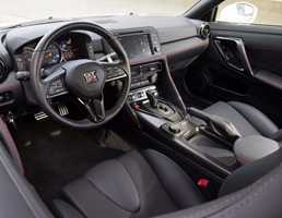 2017 Nissan GT-R Track Edition