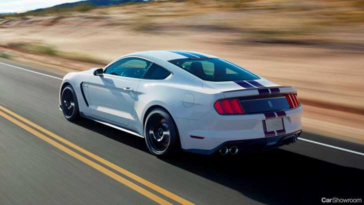 Mustang Shelby GT350 May Get Dual-Clutch Transmission