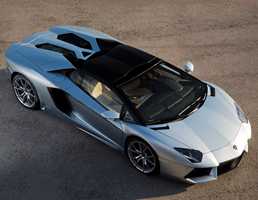 Lamborghini Aventador To Get New Look For 2017