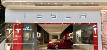 Tesla Opens First Melbourne Store In Chadstone