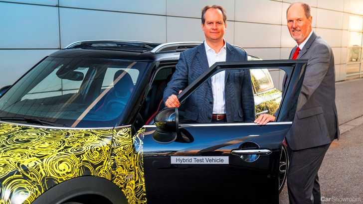 2017 MINI Countryman Hybrid - Prototype