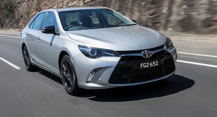 2016 Toyota Camry RZ Back; Better Specced, But Dearer