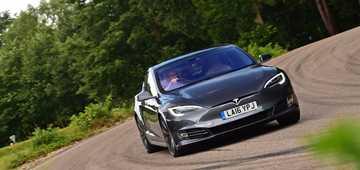 Tesla Model S Gets Glass Roof, P90D Axed