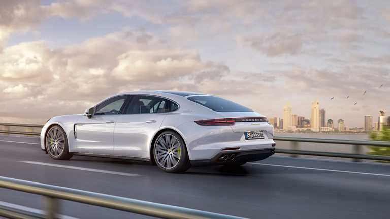 Porsche Unveils Panamera Executive Range