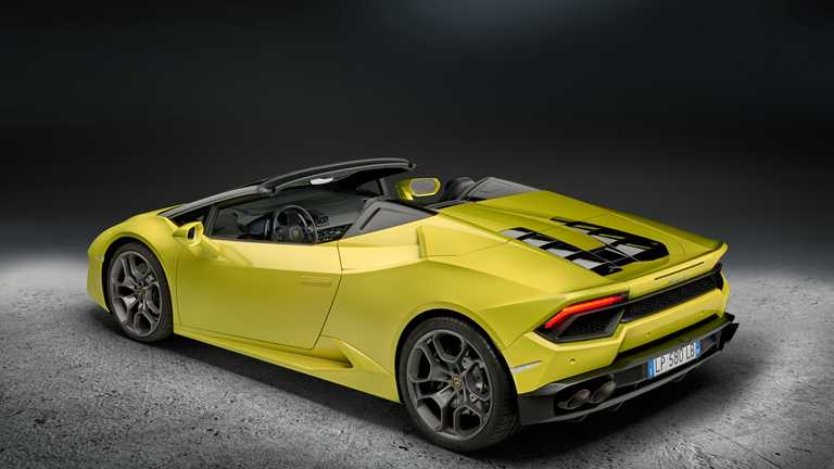 Lamborghini Unveils 2017 Huracan Rear-Wheel Drive Spyder