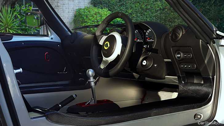 Lotus Exige Sport 380 Turns Performance Up