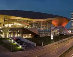 End Is Nigh For Traditional Showroom: BMW