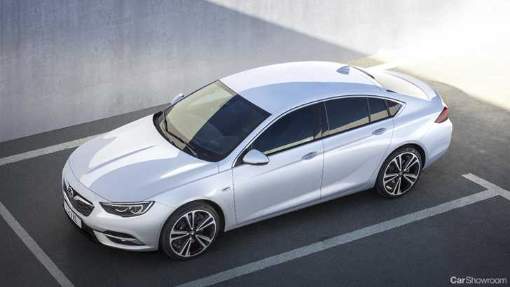 Holden Unwraps All-New 2018 Commodore