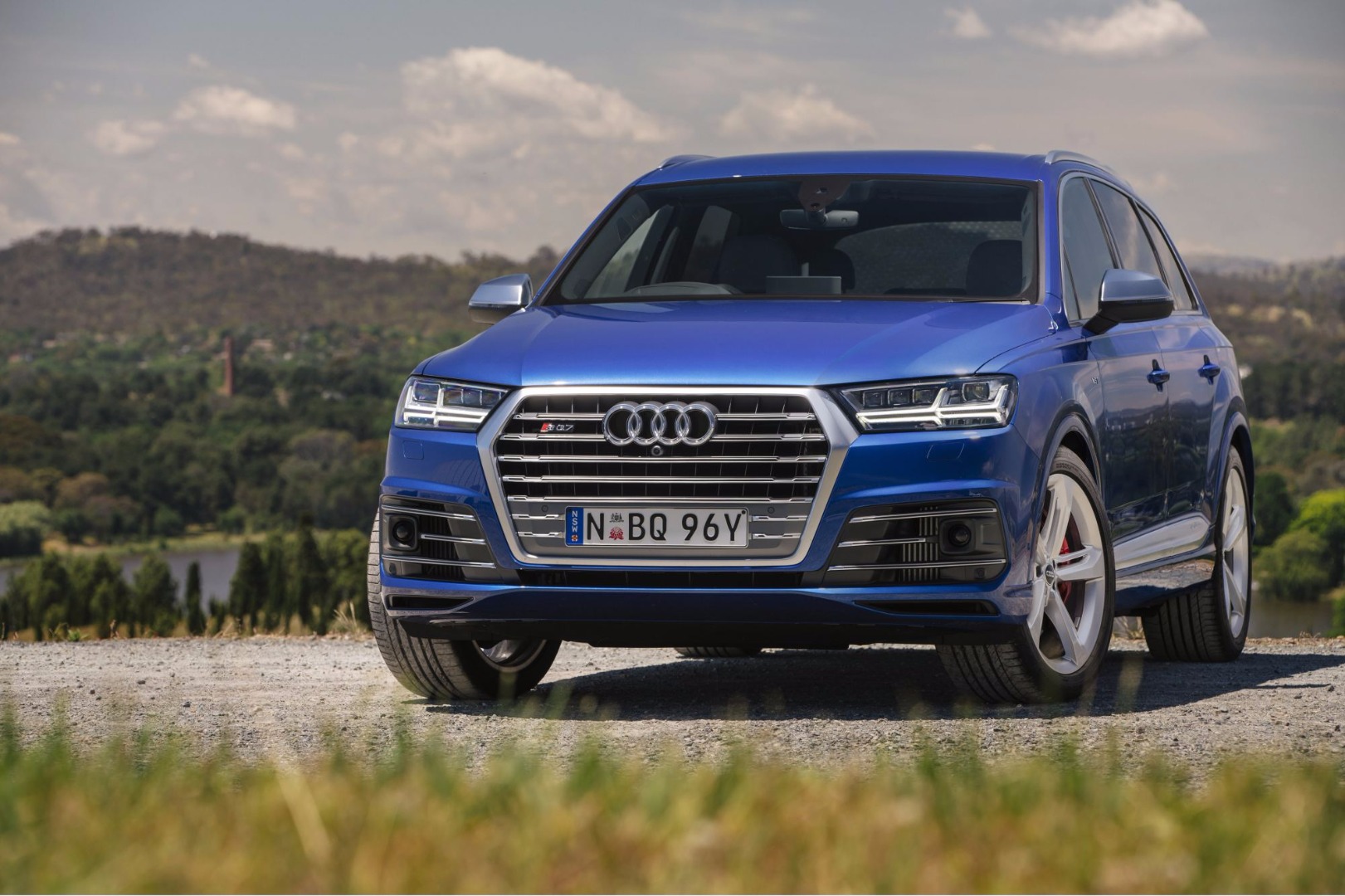 Audi sq7 фото