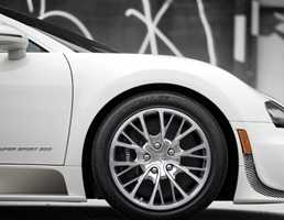 Last Bugatti Veyron Coupe Going Under The Hammer