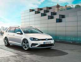 Volkswagen Reveals Updated Golf R, More 2017 Versions