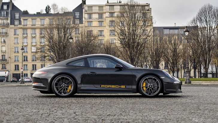 Steve McQueen Inspired Porsche 911 R Up For Auction
