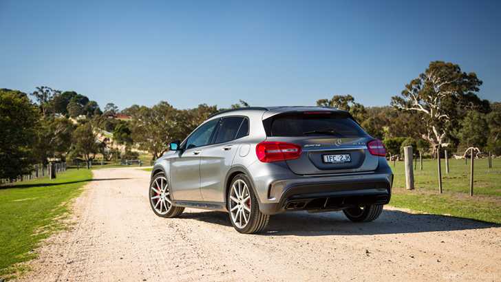 Mercedes-Benz’s Updated GLA Teased For Detroit Unveil