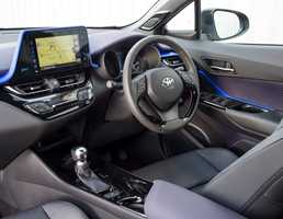 Ford & Toyota Pioneer New Smartphone Mirroring Tech