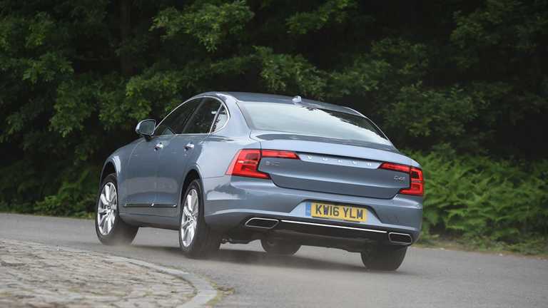 2017 Volvo S90 - Review