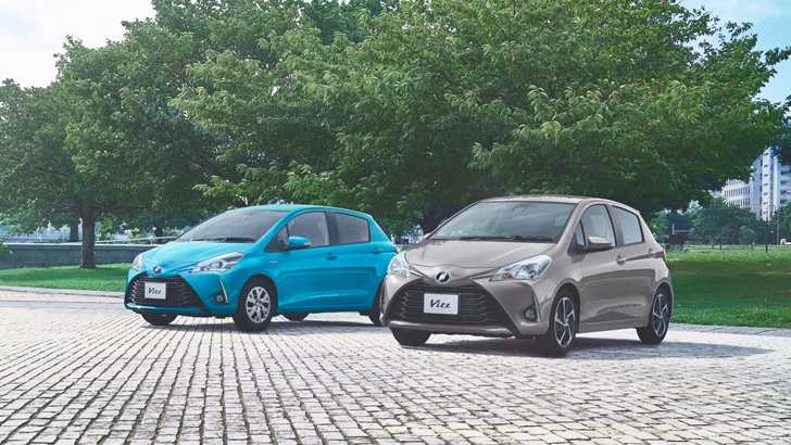 2017 Toyota Yaris Facelift Breaks Cover As Vitz Hatch