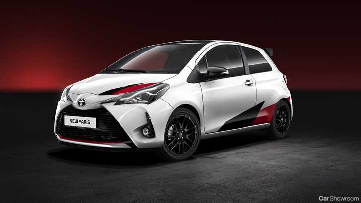 2017 Toyota Yaris Facelift Breaks Cover As Vitz Hatch