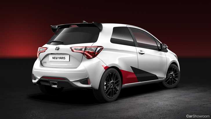 2017 Toyota Yaris Facelift Breaks Cover As Vitz Hatch
