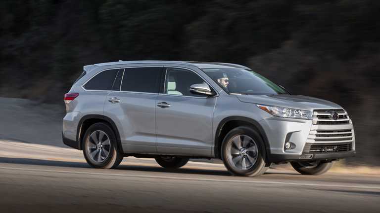 2017 Toyota Kluger - First Impressions