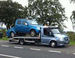 Nissan Navaras and Pathfinders Snapping In Half?