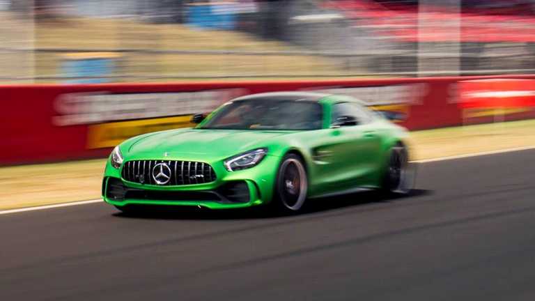 Mercedes-AMG GT R Blasts To New Mount Panorama Lap Record