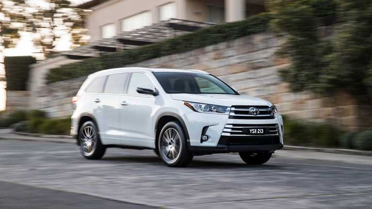 2017 Toyota Kluger Detailed: Japanese Bruiser Gains Revisions