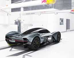 2017 Aston Martin AM-RB 001