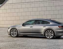 2017 Volkswagen Arteon Debuts: The Sexier Alternative