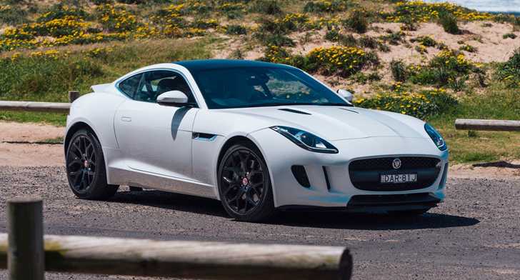2017 Jaguar F-Type - Review