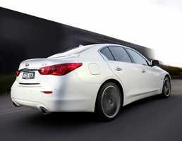 2017 Infiniti Q50 - Review