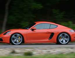 2017 Porsche 718 Cayman - Review