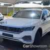 2017 Volkswagen Touareg & Polo Spied Undisguised