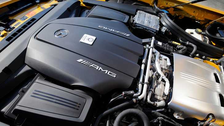 Aston Martin May Introduce AMG V8-Powered DB11 In Shanghai