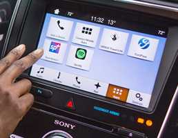 Ford Snipes 400 Blackberry Engineers For SYNC 3 Efforts