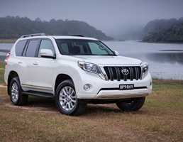 2017 Toyota Land Cruiser Prado Altitude