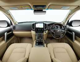 2017 Toyota Land Cruiser Sahara