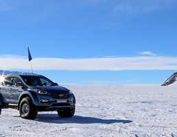 Hyundai Santa Fe Treks Across The Antarctic