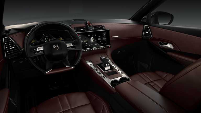 2017 DS7 Crossback La Première Detailed For UK