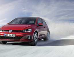 2017 Volkswagen Golf GTI (3-Door)