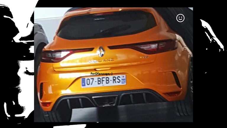 2018 Renault Megane RS Shows Off Its Rump