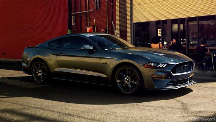 2018 Ford Mustang - Leaked Brochure