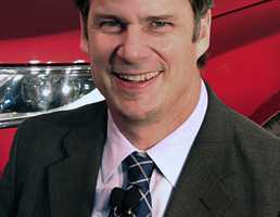 Ford’s Names New CEO Jim Hackett, Mark Fields Retires