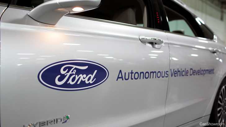 Ford’s Names New CEO Jim Hackett, Mark Fields Retires