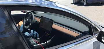 Tesla Model 3 Cabin Appears Achingly Minimalist
