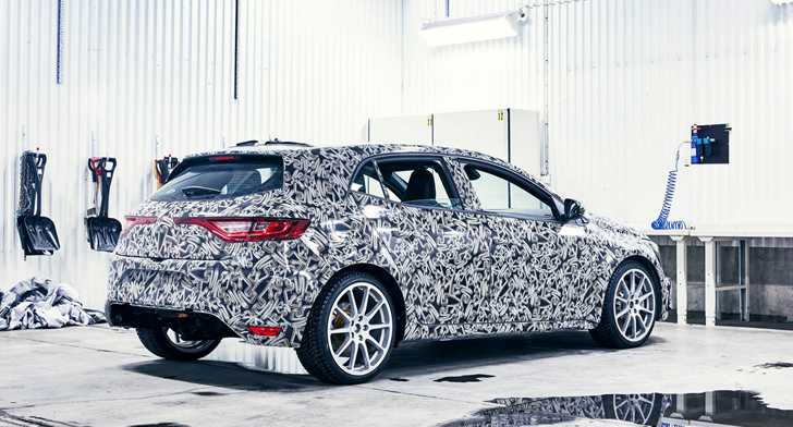 2018 Renault Megane RS - Winter Testing