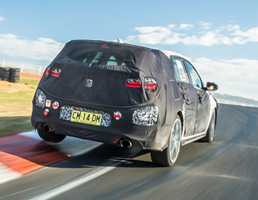 Hyundai’s i30N Performance Hatch Takes On Bathurst