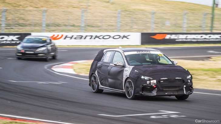 Hyundai’s i30N Performance Hatch Takes On Bathurst