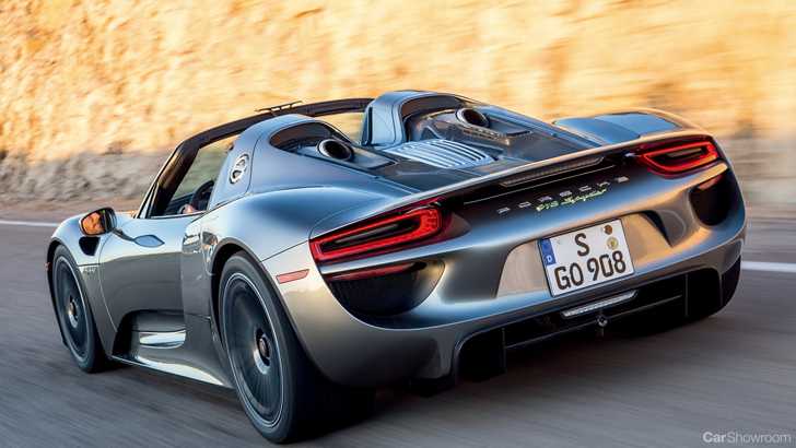 2019 Porsche 911 To Go Hybrid, Use Virtual Cockpit Tech