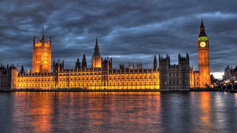 UK To Ban Non-Electrified New Cars By 2040