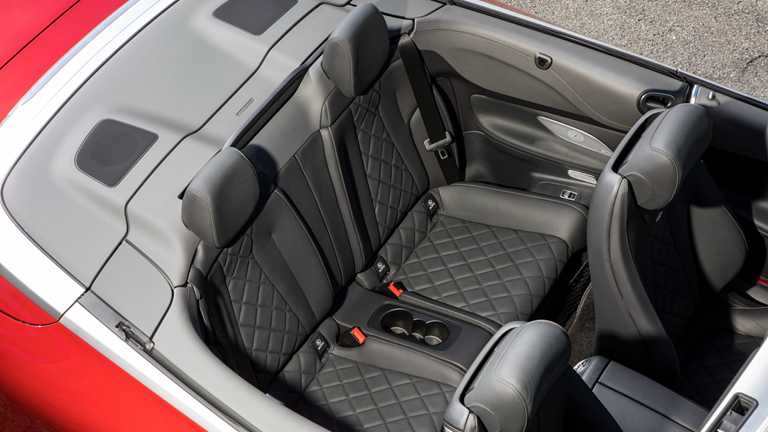 2018 Mercedes-Benz E300 AMG-Line